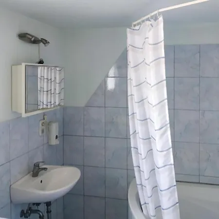 Stunning In Porec Feriehus *